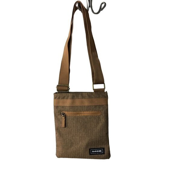 DAKINE JIVE BROWN CROSSBODY HIKING TRAVEL BAG WITH ADJUSTABLE STRAP - Picture 1 of 5